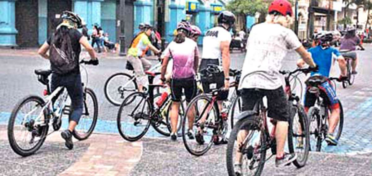 El recorrido inici&oacute; en la Plaza Centenario y finaliz&oacute; en el Malec&oacute;n 2000 de Guayaquil. En Cuenca se replic&oacute; la actividad. Cortes&iacute;a