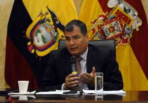 Correa: "Nebot est&aacute; peleando contra s&iacute; mismo y contra un Estado de Derecho"