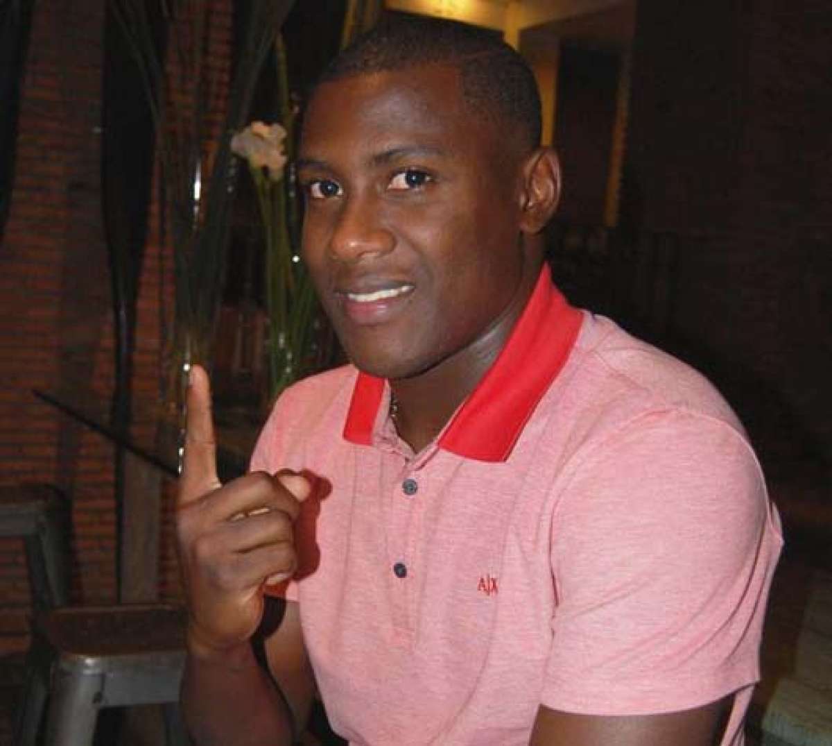 Marcos Caicedo firm&oacute; con Le&oacute;n (VIDEO)