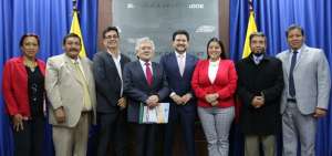 El Gobierno y los transportistas tendr&aacute;n un di&aacute;logo permanente