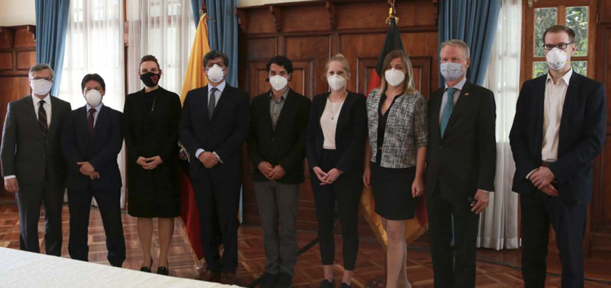 Canciller Valencia agradeci&oacute; la cooperaci&oacute;n alemana
