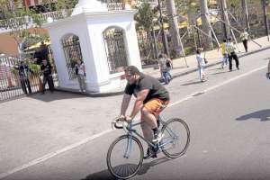 La bicicleta es una medicina sobre 2 ruedas