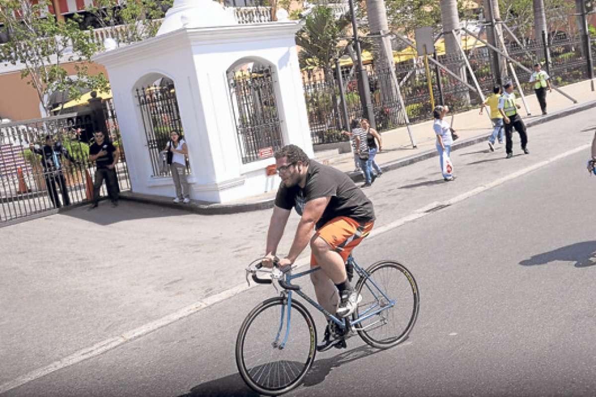 La bicicleta es una medicina sobre 2 ruedas