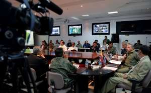 La sala de mando est&aacute; ubicada en el Comando Conjunto en el Ministerio de Defensa en Quito, desde aqu&iacute; se tiene la informaci&oacute;n georeferenciada de todo el proceso electoral.  FOTO: &Aacute;lvaro P&eacute;rez/ El Tel&eacute;grafo/ 