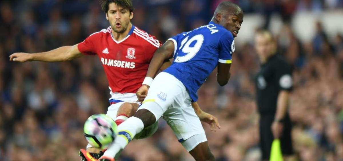 Enner Valencia debuta con triunfo en el Everton