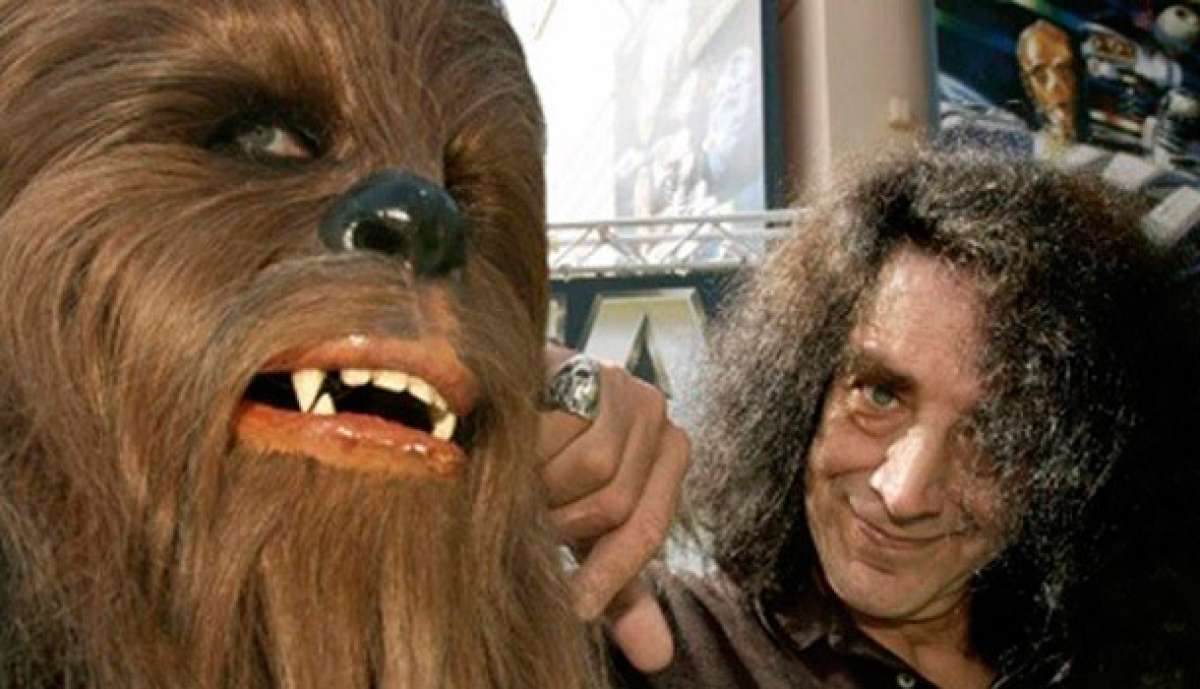 Peter Mayhew volver&aacute; a ser Chewbacca en la nueva pel&iacute;cula de Star Wars