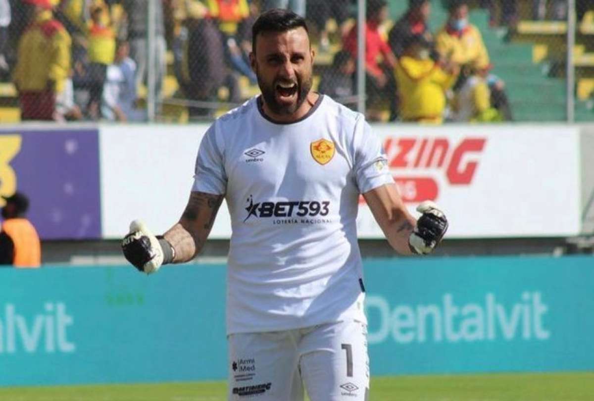 El golero confesó que mantiene su compromiso con Aucas.