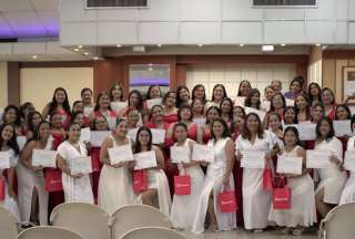 Mujeres Confeccionistas: Impulsando la autonomía económica a través de la moda