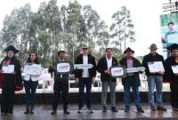 El presidente Daniel Noboa estuvo en Azogues este miércoles. Entregó unidades móviles, títulos de propiedad y otros beneficios a pequeños productores. 
