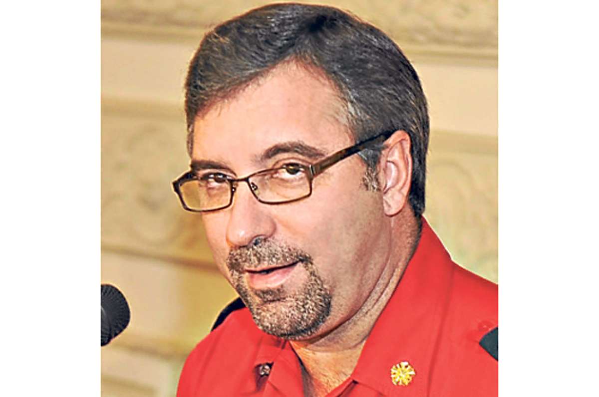 Bomberos exhortan a no comprar petardos hechos artesanalmente