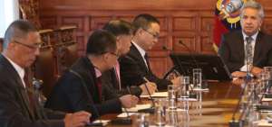 El presidente Len&iacute;n Moreno recibi&oacute; en el Palacio de Carondelet a la delegaci&oacute;n china.