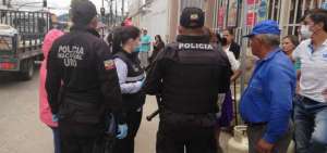 &rarr;Las autoridades realizan controles en los puntos de abastecimiento.