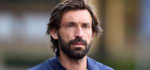Pirlo y Kak&aacute; planean su retiro del f&uacute;tbol profesional