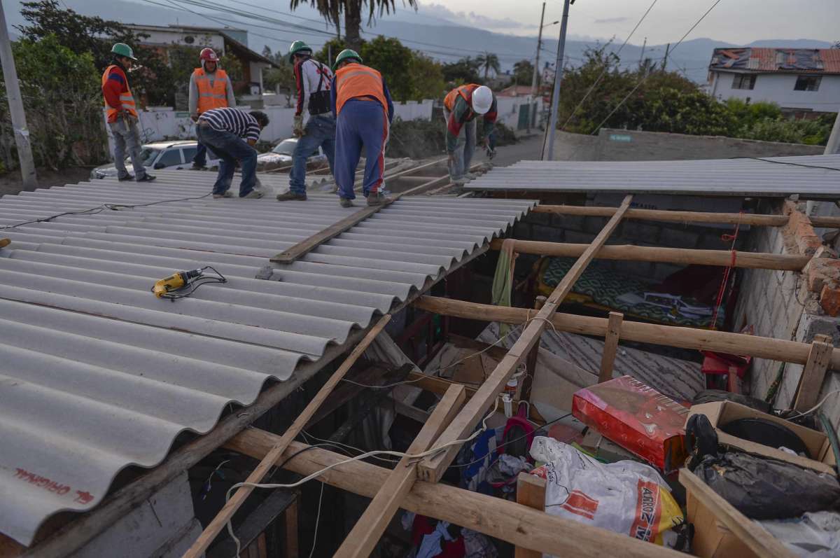 La reparaci&oacute;n de casas afectadas por remolino concluir&iacute;a este domingo (Galer&iacute;a)