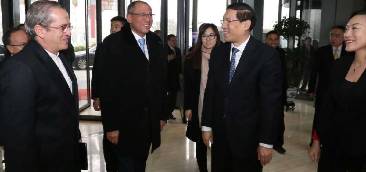 El vicepresidente Jorge Glas se reuni&oacute; con el presidente del China Development Bank, Zheng Zhi Jie, el pasado mes de diciembre.