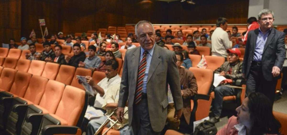 Correa: candidatura de Moncayo "es lo m&aacute;s rescatable que ha presentado la oposici&oacute;n hasta ahora"