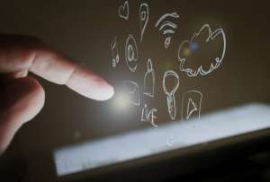Cinco aspectos a tener en cuenta antes de publicar en redes sociales