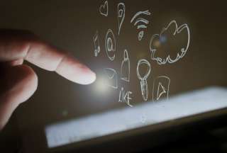 Cinco aspectos a tener en cuenta antes de publicar en redes sociales