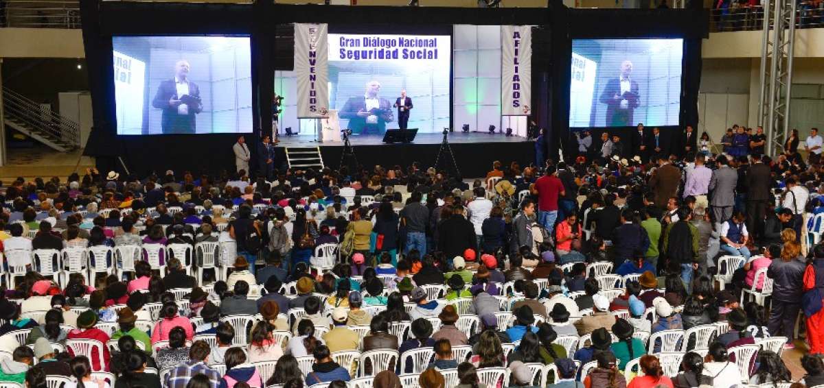 El encuentro se desarroll&oacute; en el Centro de Convenciones El Telef&eacute;rico, en la capital.