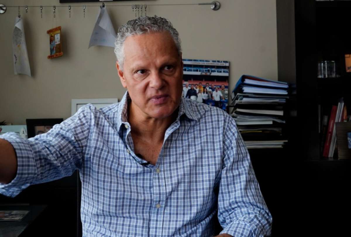 La FEF confirm&oacute; su fecha de elecciones. Francisco Egas y Esteban Paz disputar&aacute;n la presidencia de la Federaci&oacute;n Ecuatoriana de F&uacute;tbol.