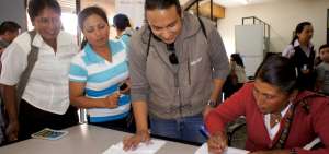 El Ministerio de Inclusi&oacute;n Econ&oacute;mica y Social gestiona la entrega de los cr&eacute;ditos de desarrollo humano.