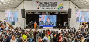 Masiva fue la concurrencia de autoridades y funcionarios a la reuni&oacute;n de ayer con el Primer Mandatario.