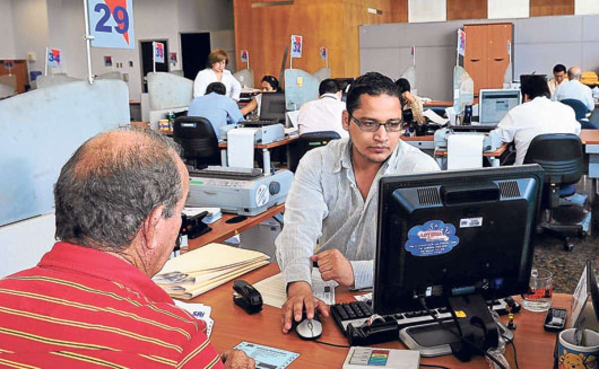 Rentas Internas hizo un llamado a la ciudadan&iacute;a para que cumpla con sus obligaciones. Foto: Archivo