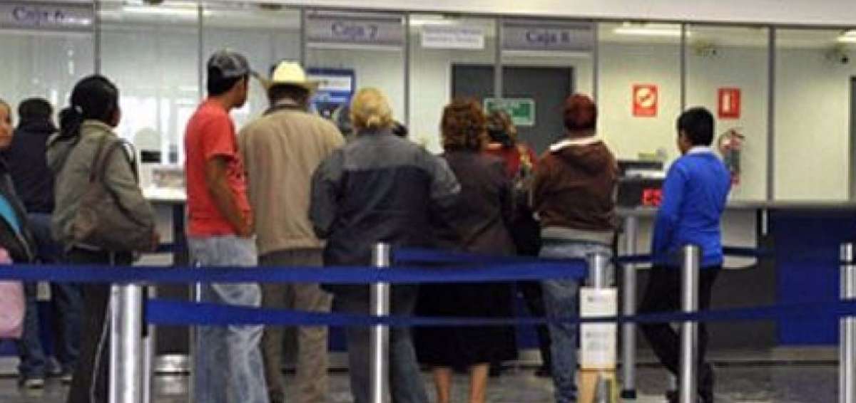 Instituciones bancarias var&iacute;an su atenci&oacute;n por feriado