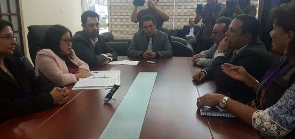Representantes del CES aclararon a la comunidad acad&eacute;mica de la UTC que la intervenci&oacute;n no tiene que ver con proceso pol&iacute;tico alguno.