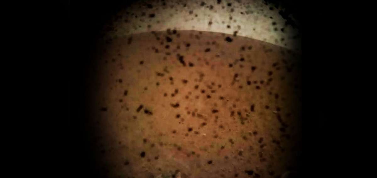 Primera foto enviada desde Marte por el m&oacute;dulo InSight de la NASA
