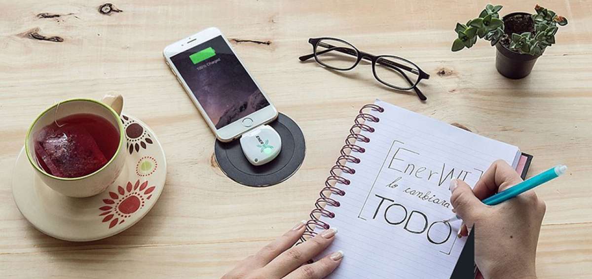 Empresa ecuatoriana desarroll&oacute; dispositivo de carga inal&aacute;mbrica