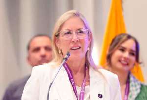 Anabella Azín cuenta con el respaldo de ADN para presidir la Asamblea Nacional