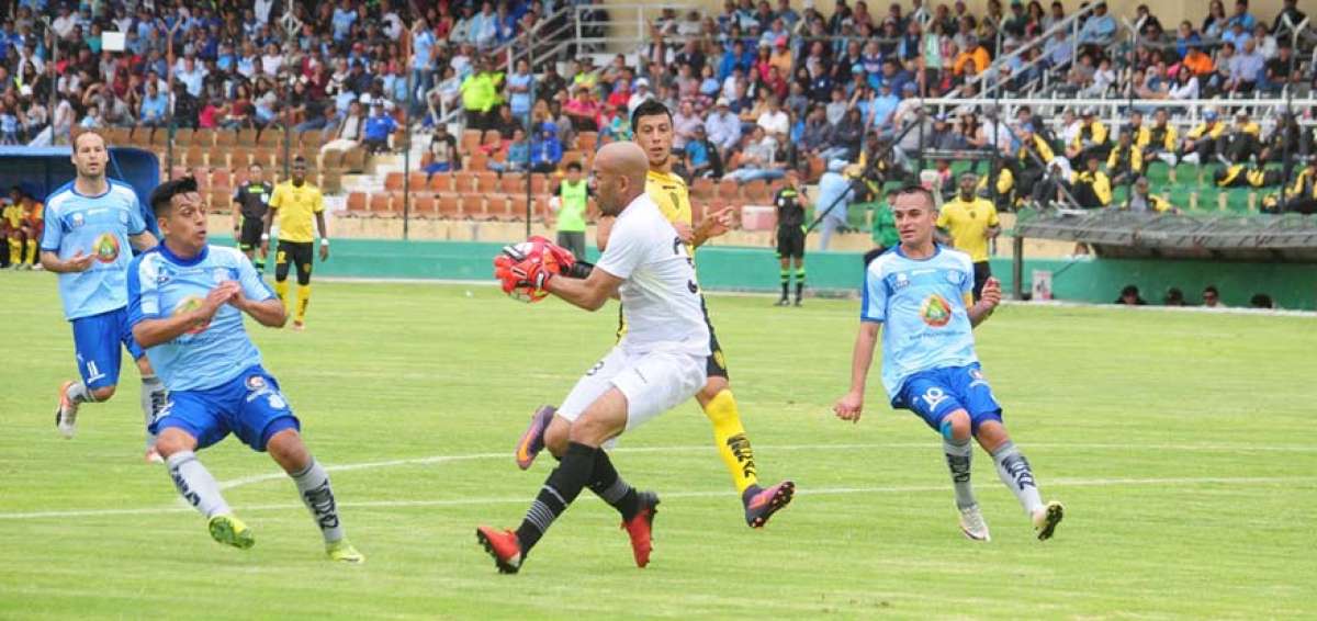 Fuerza Amarilla y Macar&aacute; igualan en el cierre de la fecha