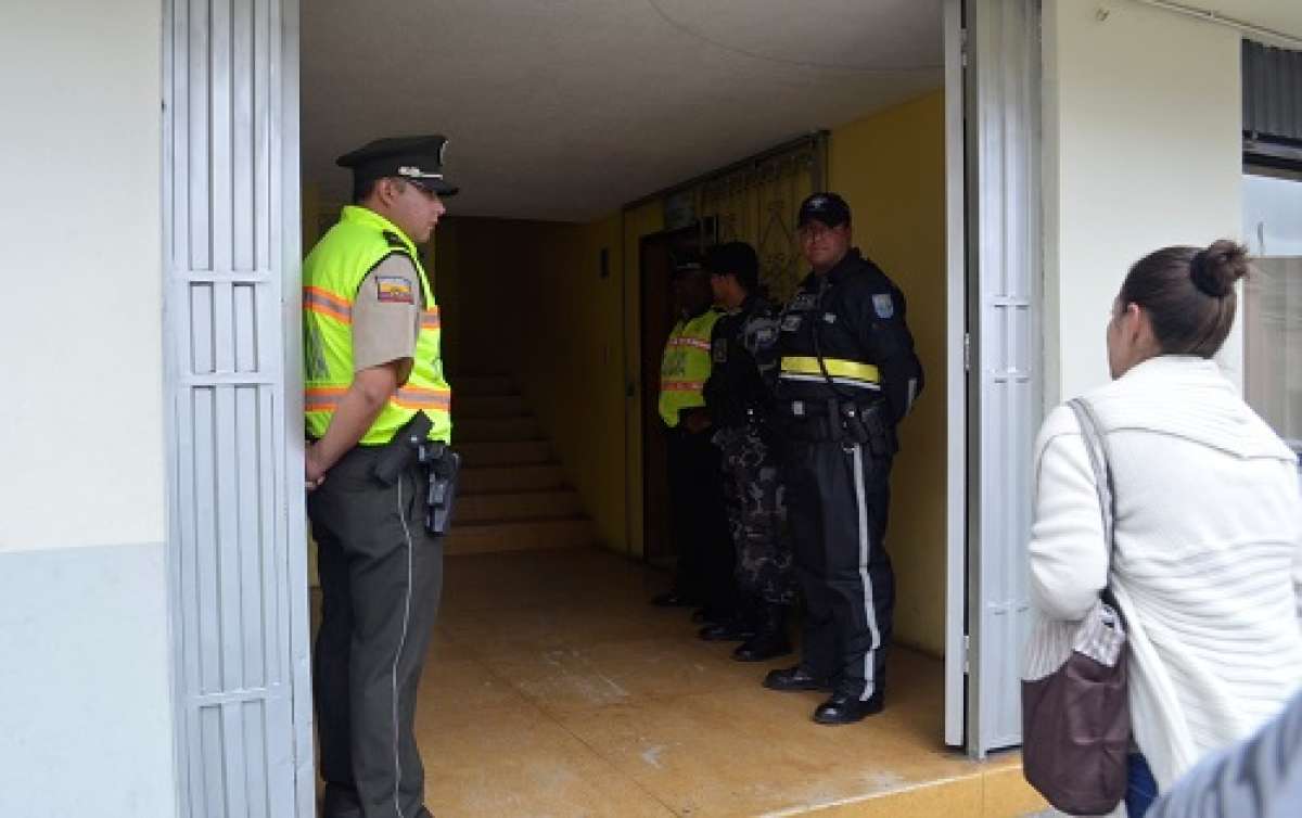 Las puertas de la sede permanec&iacute;an cerradas.