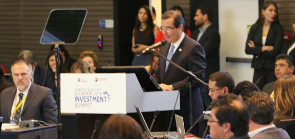 El ministro de Comercio Exterior, Juan Carlos Cassinelli, hizo el anuncio.