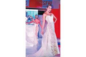 Ex Miss Bolivia particip&oacute; en el SFW