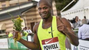 Asafa Powell domina los 100 m en Campeonato de Jamaica