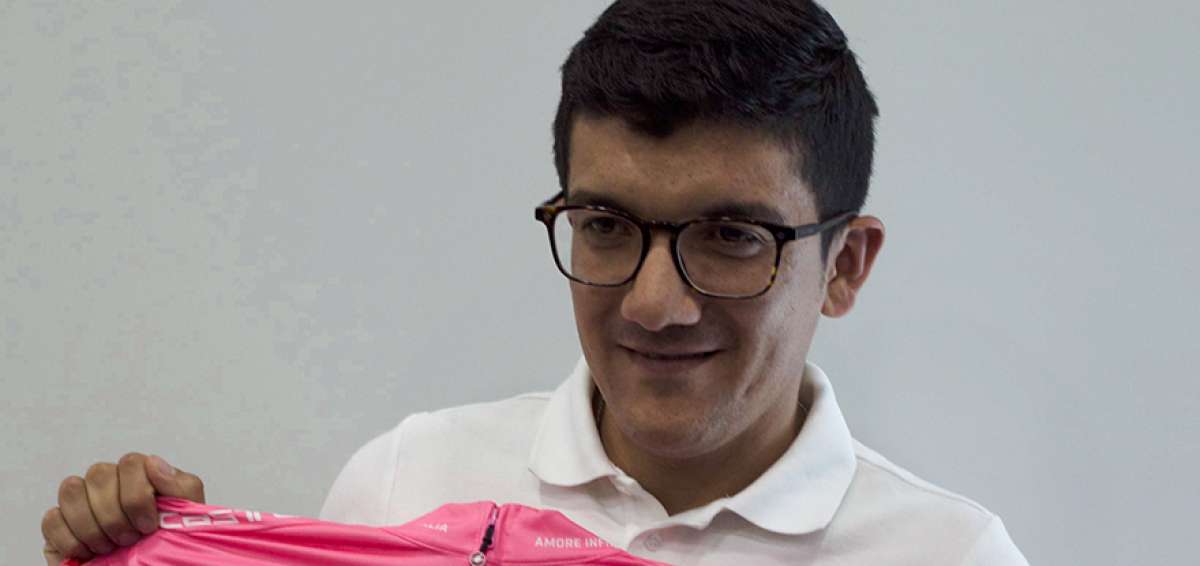 En 2016 el ciclista Richard Carapaz firm&oacute; su v&iacute;nculo con el Movistar Team, con el que logr&oacute; su m&aacute;ximo t&iacute;tulo en el Giro de Italia 2019.