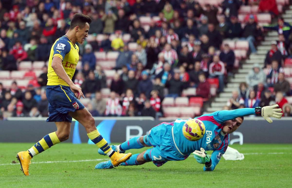 Alexis S&aacute;nchez anot&oacute; los 2 tantos del conjunto gunner en el duelo de este s&aacute;bado. Foto: AFP