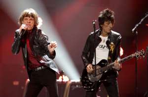 Mick Jagger y Ronnie Wood grabaron tema ben&eacute;fico para v&iacute;ctimas del terremoto en Nepal