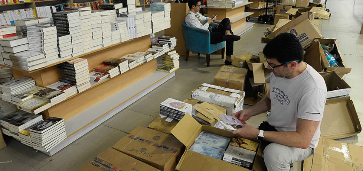 38 librer&iacute;as participan en esta edici&oacute;n. Algunas, como la Librer&iacute;a Espa&ntilde;ola, apostaron por m&aacute;s espacio.
