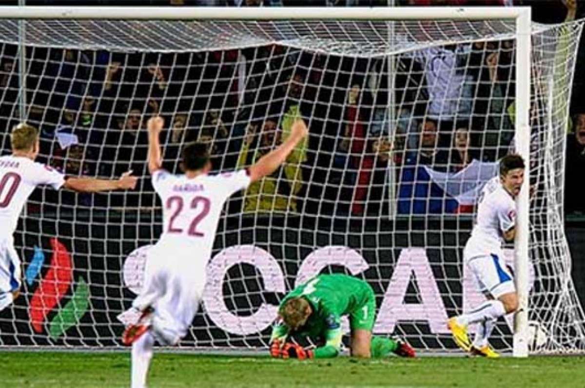 Los checos ganaron en el &uacute;ltimo minuto a Holanda tercera mejor selecci&oacute;n en el mundo. Foto: @meta_pulso