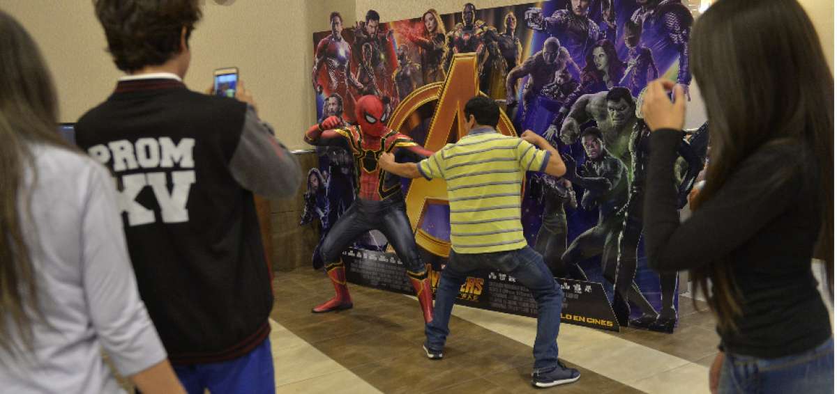 En Guayaquil cientos de aficionados de las pel&iacute;culas de Marvel llenaron las salas de cine, muchos disfrazados como su superh&eacute;roe favorito. 