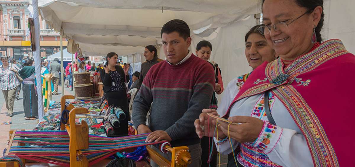 Profesores de la escuela Tr&aacute;nsito Amagua&ntilde;a compartieron las t&eacute;cnicas que utilizan para la ense&ntilde;anza de matem&aacute;ticas y de paciencia a sus alumnos.