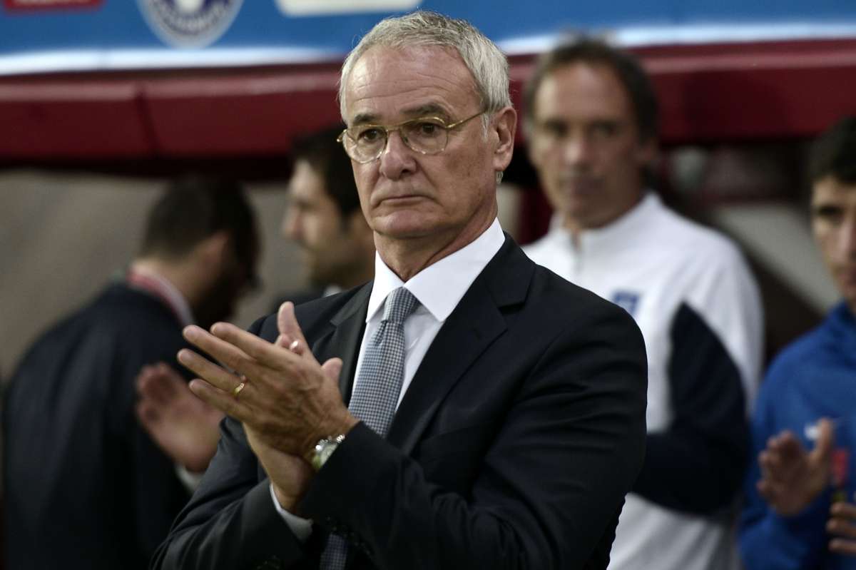 Claudio Ranieri iba a dirigir su &uacute;ltimo partido ante Serbia, pero la Federaci&oacute;n Griega decidi&oacute; lo contrario. Foto: AFP
