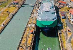 El primer mandatario de ese país señaló que espera resolver con respeto la situación del Canal de Panamá.
