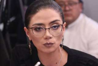 Urresta se aleja de la agenda pública tras conocer de amenazas contra su asistente. 