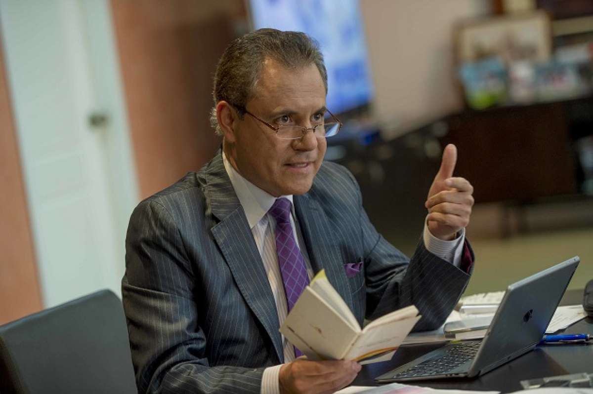 Seg&uacute;n el superintendente Carlos Ochoa, diario La Hora tiene 72 hora, una vez notificados, para pagar la multa. Foto: Fernando Sandoval/ EL TEL&Eacute;GRAFO