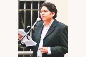 &Aacute;ngel Emilio Hidalgo lanzar&aacute; su libro en la Casona Universitaria