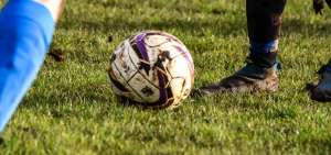 El futbolista que se convirti&oacute; en poeta